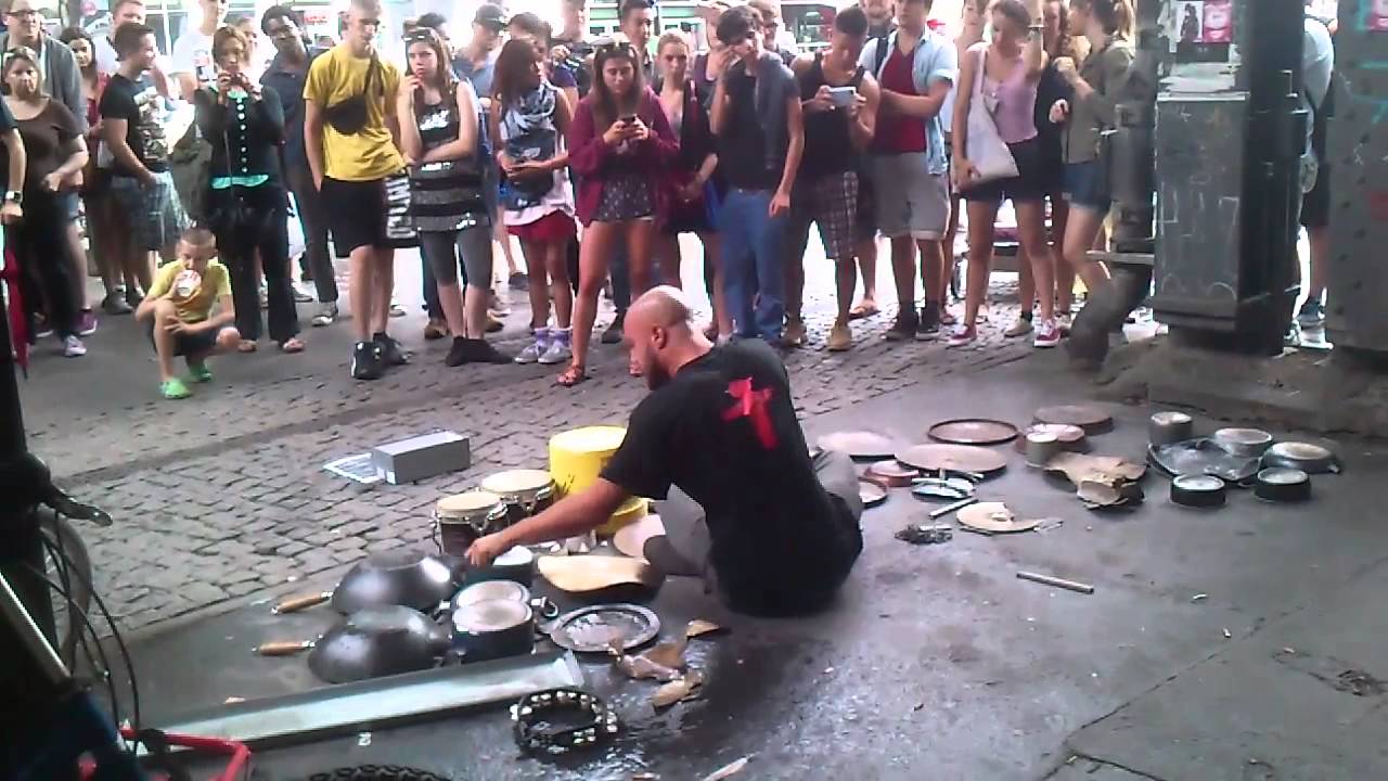 Bucket Drumming King