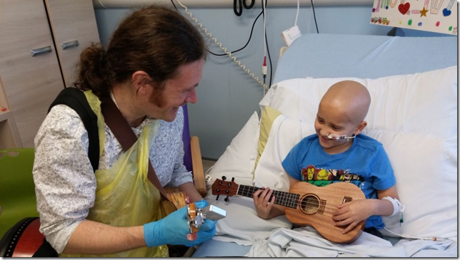 Jon Gomm supporting The Ukulele Kids Club